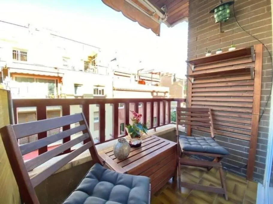 Modern Apartment Close To The Camp Nou Stadium Barcelona